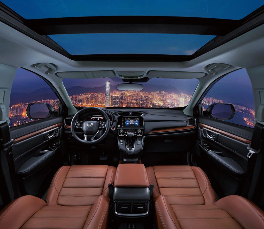 Интерьер Honda CR-V Sport Turbo 2020 года  (CN) (фото 2 из 3)